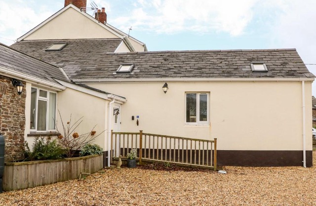 Littleham Court Cottage