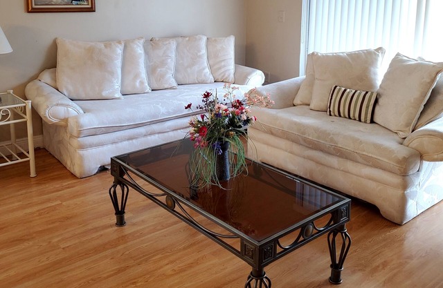 LOCATION! LOCATION! ENJOY LONG TERM RENTAL. WALK TO MOST PLACES YOU'LL NEED.