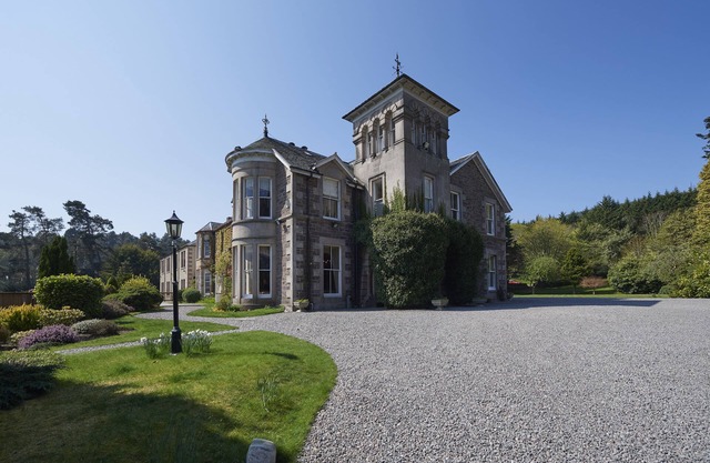 Loch Ness Country House Hotel