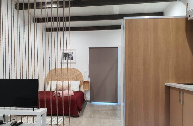 Loft with terrace in picturesque village near Faro and beaches