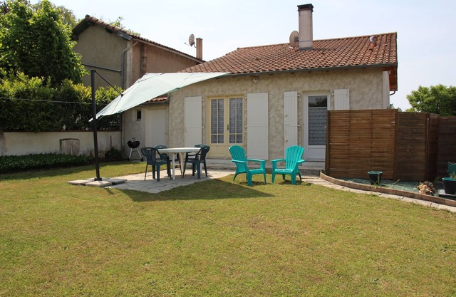 Logement 4p. close to beach and center with garden + all on foot +