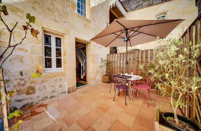 Logis Loiseau avec terrasse
