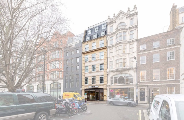 London Collection Golden Square