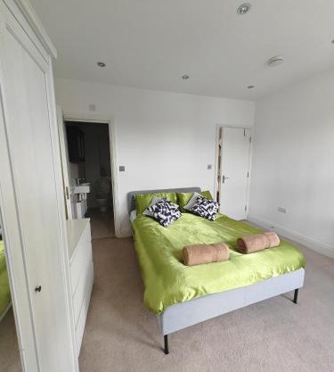 London Home near central London