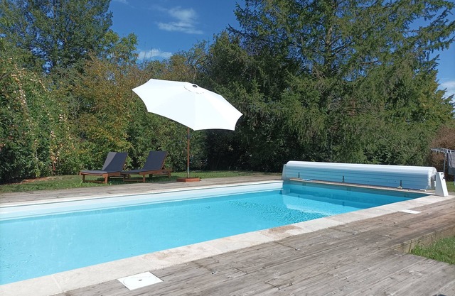 Longère (traditional long house) with private swimming pool near BEAUVAL zoo