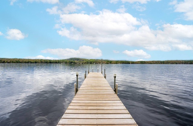 Long Lake Happiness-Private Dock/Kayaks/Waterfront