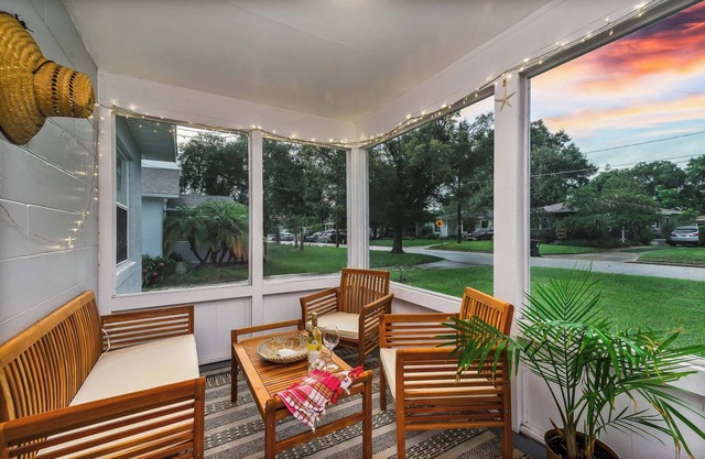 Long Term Stays! 2 MI to DT Orlando & Winter Park