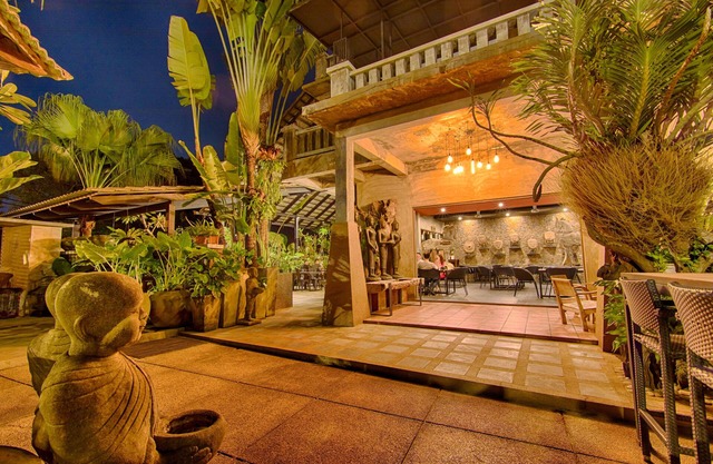 Lot 33 Boutique Hotel