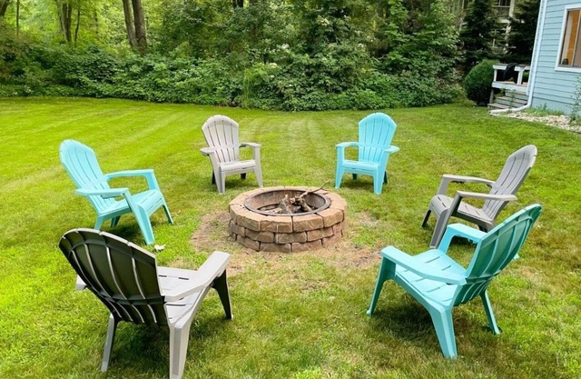 Lounging at Lakewood in Southwest Michigan