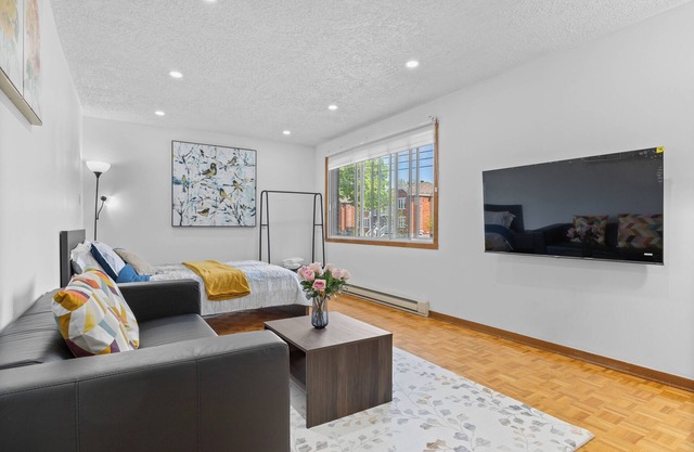Lovely 1Bedroom with Terrace-Near Metro Station