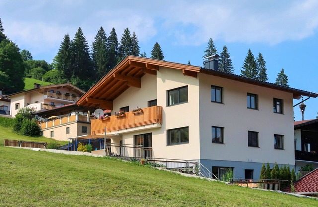Lovely apartment for 4 guests with WIFI, TV, terrace and panoramic view