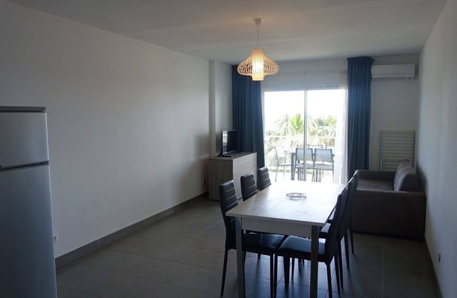Lovely apartment for 6 guests with A/C, TV, terrace, pets allowed and parking