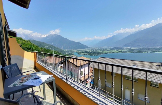 Lovely apartment for 5 people with WIFI, TV, terrace and pets allowed