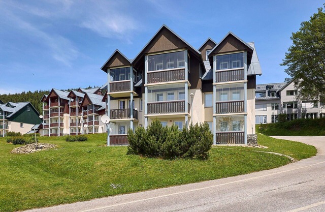 Lovely apartment for 4 guests with WIFI, TV, balcony and parking