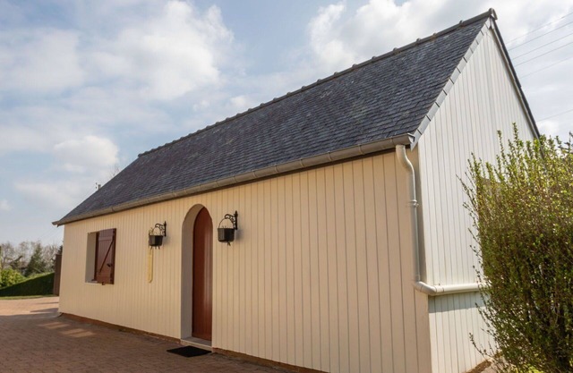 Lovely apartment for 2 guests with WIFI, TV and parking
