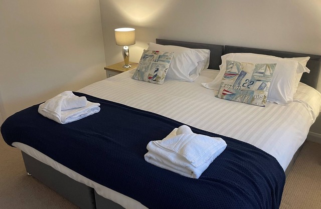 Lovely bright 1 bedroom apartment
