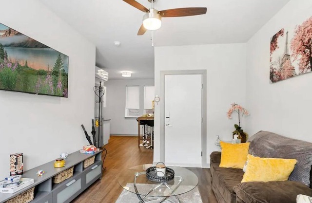 Lovely/Cozy/UPenn/ sleeps 4