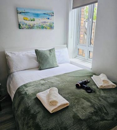 Lovely Double Rooms in Euston & Square in Central London