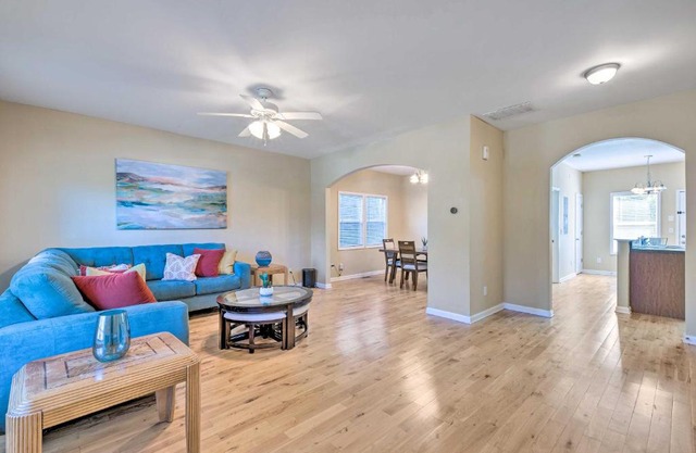 Lovely East Point Home Less Than 8 Mi to Downtown ATL