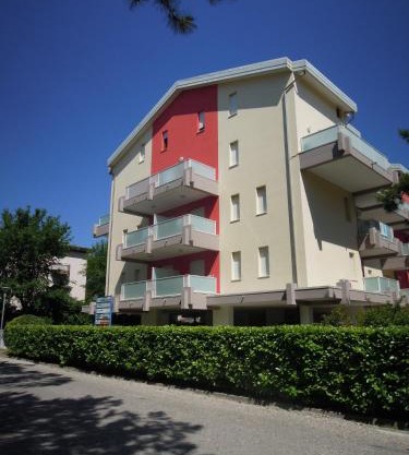 Lovely flat 100m from the beach ideal for 6 guests