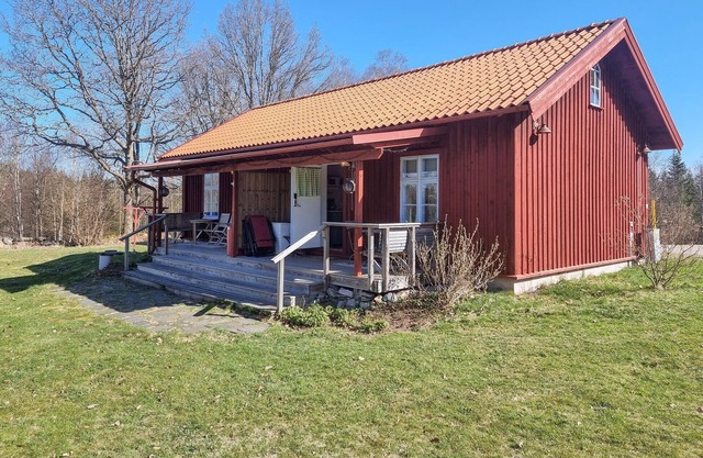 Lovely home in Hindås with kitchen