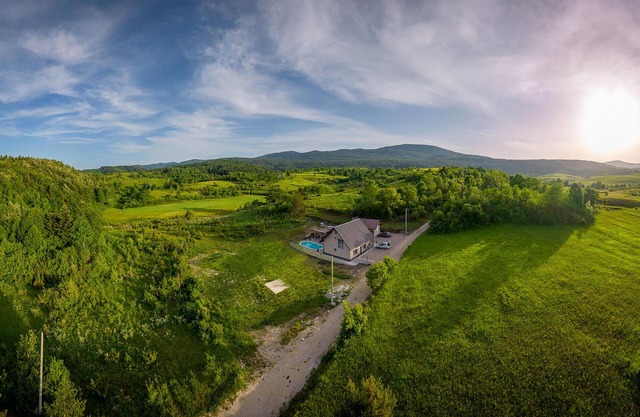 Lovely home in Plaski with sauna