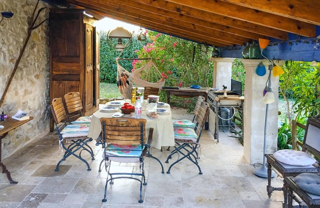 Lovely home in Sauzet with kitchen