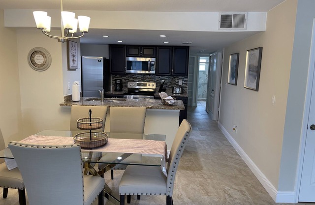 LOVELY LUXURY APARTMENT CLOSE DISNEY