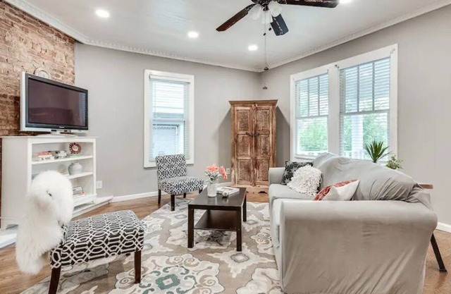 Lovely Southern Charm in the Heart of the City