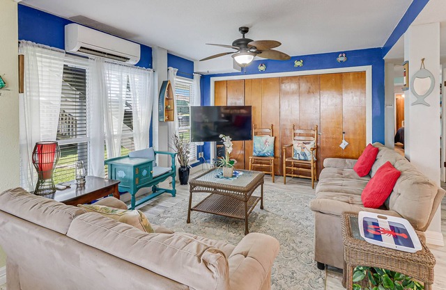 Lovely waterfront home with balcony, full kitchen, & dog-friendly