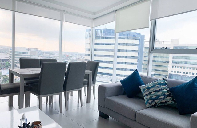 Lujoso Depa con Vista a Todo Guayaquil!