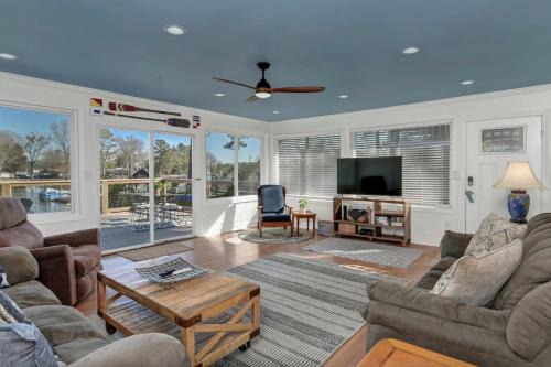 Lure and Leisure Lakehouse