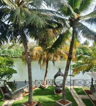 Luvi Lucas River Side
