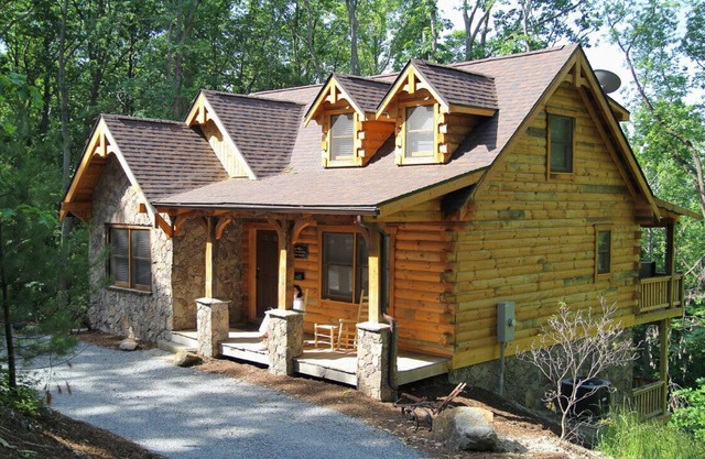 Luvin on the Ridge | 2 Bed, 3 Bath