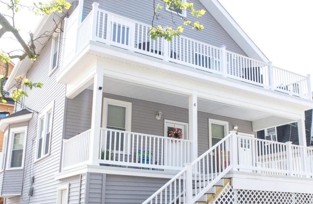 Lux 3 Bd - Perfect & Parking & Massive Patio