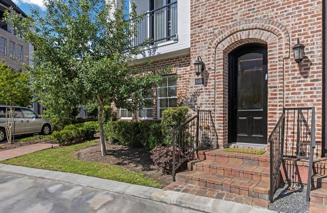 Lux cozy 3b/3.5b Safe Haven Near NRG & Med Center