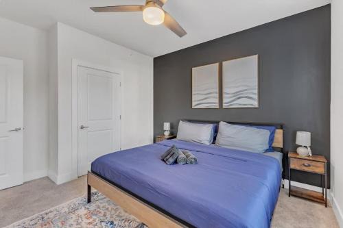 Luxe 1BR Suite in Waverly Charlotte