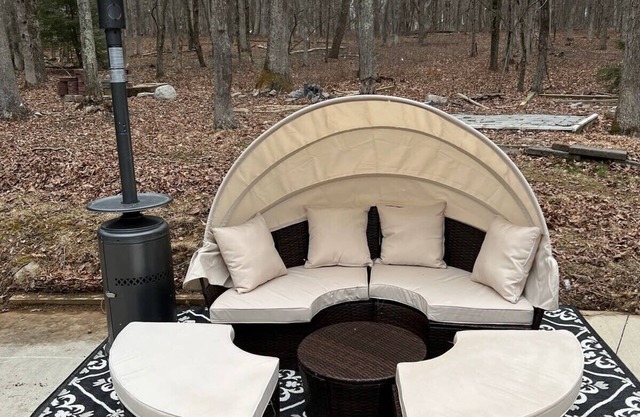 Luxe 4 bedroom Oasis with Hot Tub