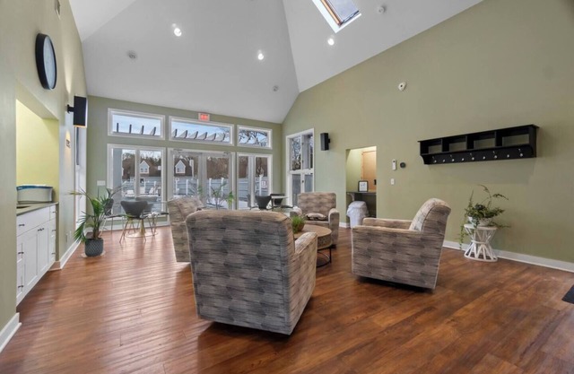 Luxe Condo in Norwich Less Than 3 Minutes From Mohegan Sun