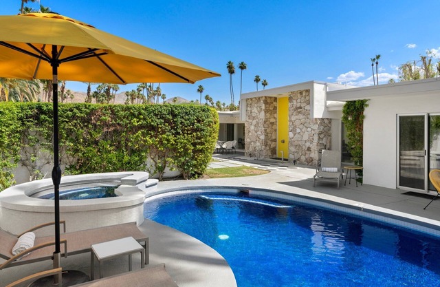Luxe Hollwood Regency in Indian Canyons