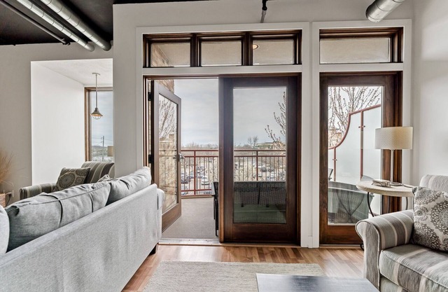 Luxurious 2BDR Loft-Condo Grand Haven 12