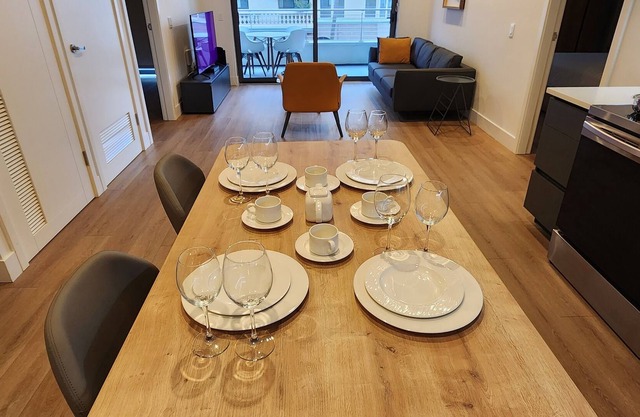 Luxurious 2BR 2B Unit w/ Amenities