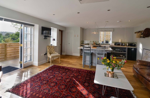 Luxurious and stylish 1 bedroom cottage in the country in the Cotswolds