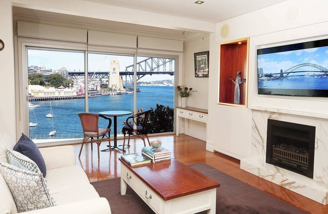 Luxurious Harbourside Haven w/ Spectacular View