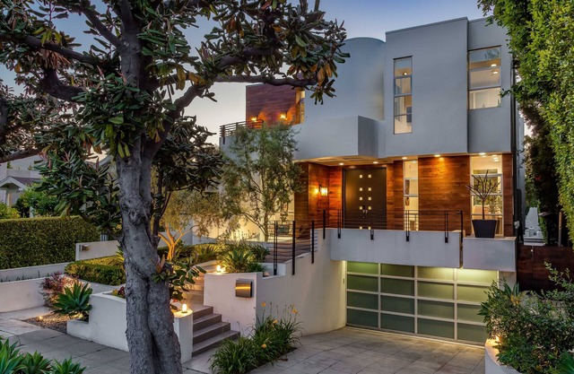 Luxurious Modern in West Hollywood