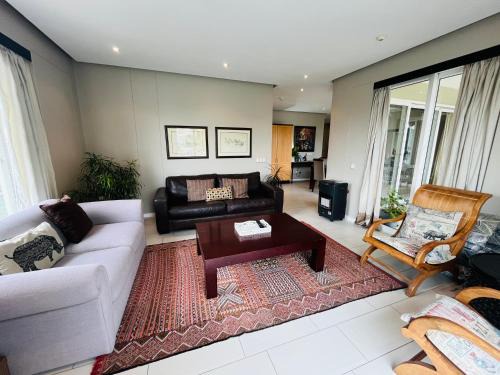 Luxurious Secure V&A Waterfront Apt