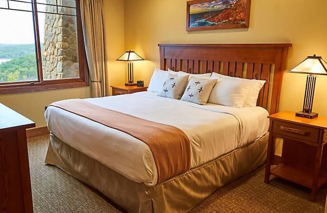 Luxurious units at The Cliffs at Long Creek!