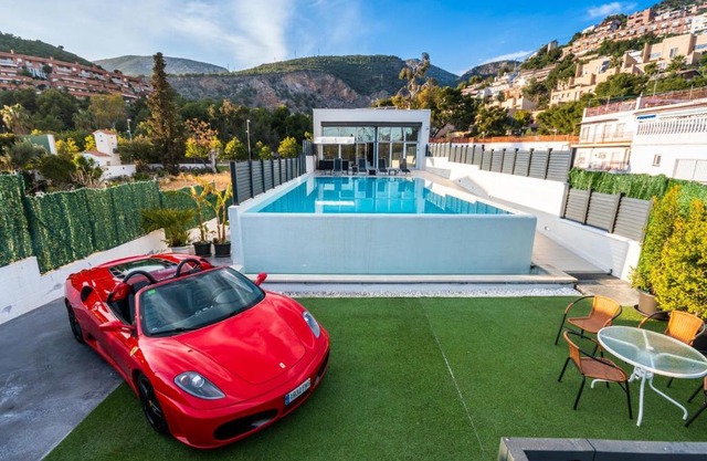 Luxurious Villa Marly III to two minutes the beach