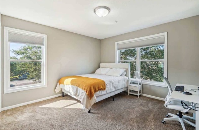 Luxury 1BR/1.5BA Room in Shared Home w/Rooftop Near Downtown