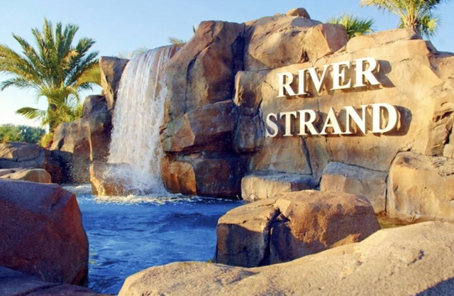 Luxury 2 BR/2 BA Country Club Condo!
